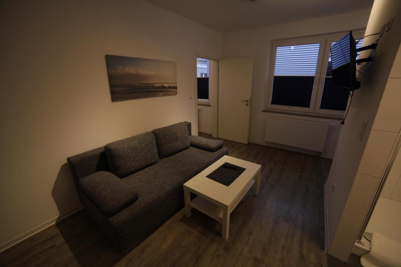 Shipyard Guesthouse Gaestehaus Fuer Geschaeftsreisende Und Monteure An Der Elsflether Werft Und Trainingcenter Heinemann Solutions Gmbh Buitenkant foto